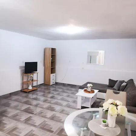 Bukic Apartamento *