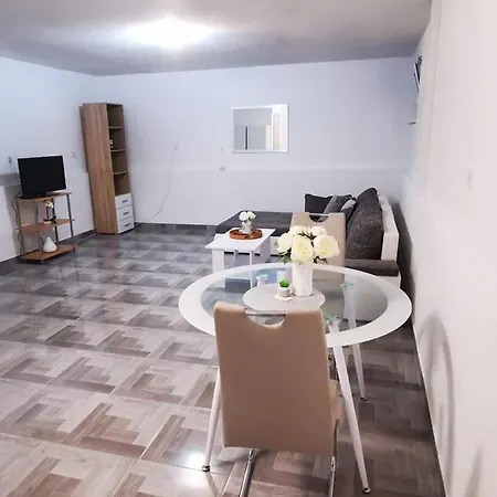 Bukic Apartamento *